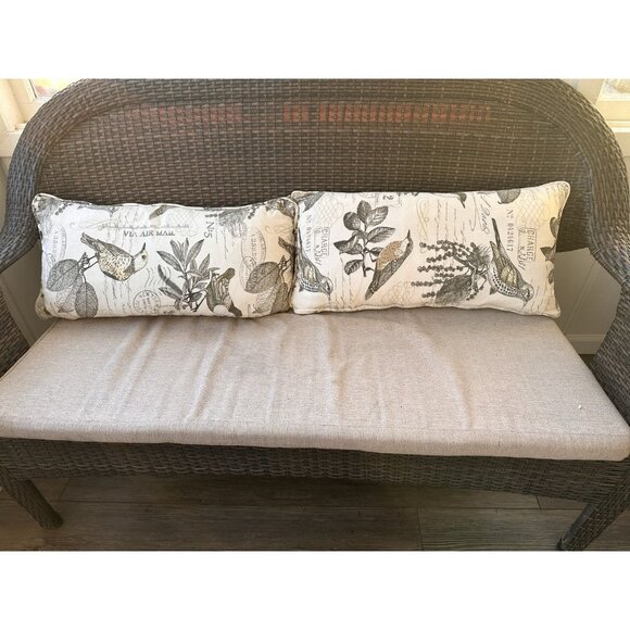 French Bird Print Shabby Throw Lumbar Pillow Set 25 x 12 In Vintage Look, Birds - Picture 2 of 4